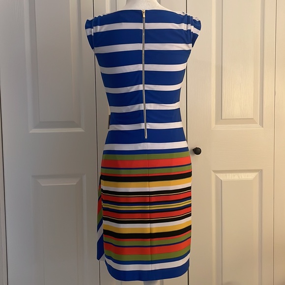 Tahari Arthur S. Levine Petite SZ 4P Blue/White Striped Sleeveless Dress - Picture 6 of 15